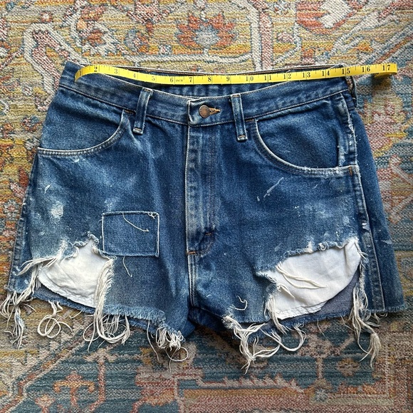 Upcycled Jean Shorts, originally Wrangler brand denim - Picture 3 of 4